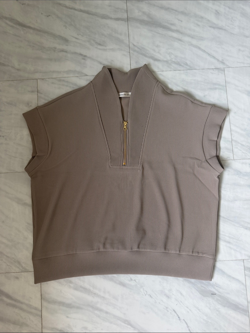 Zenana Outfitters Taupe Ribbed Short-Sleeve Zip Pullover. New without tag